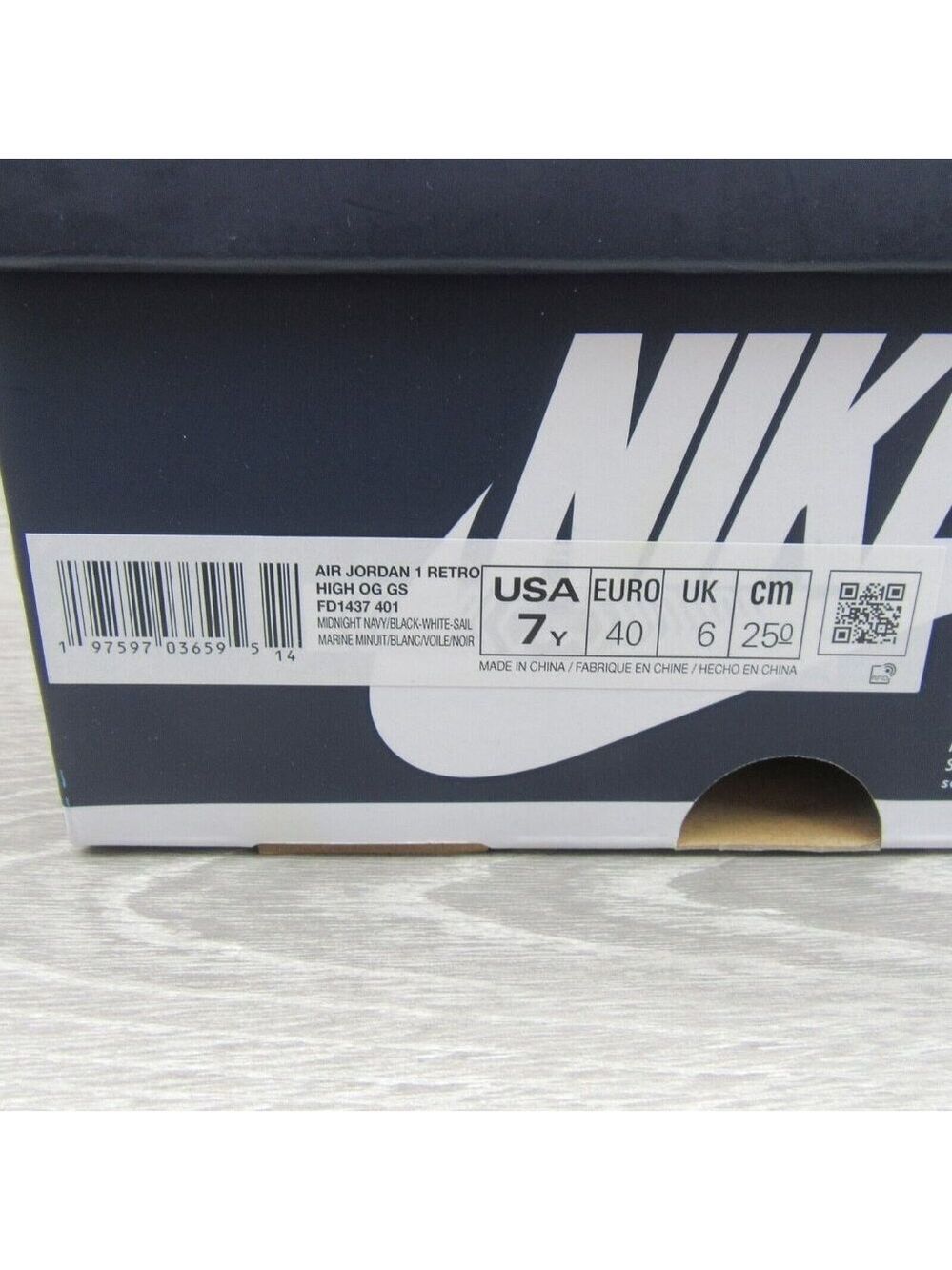 Air Jordan 1 Retro High OG "Midnight Navy" Sneakers GS Size 7Y NEW - Picture 14 of 14